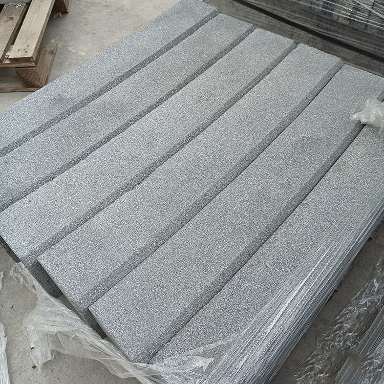 耐磨抗压S型路沿石